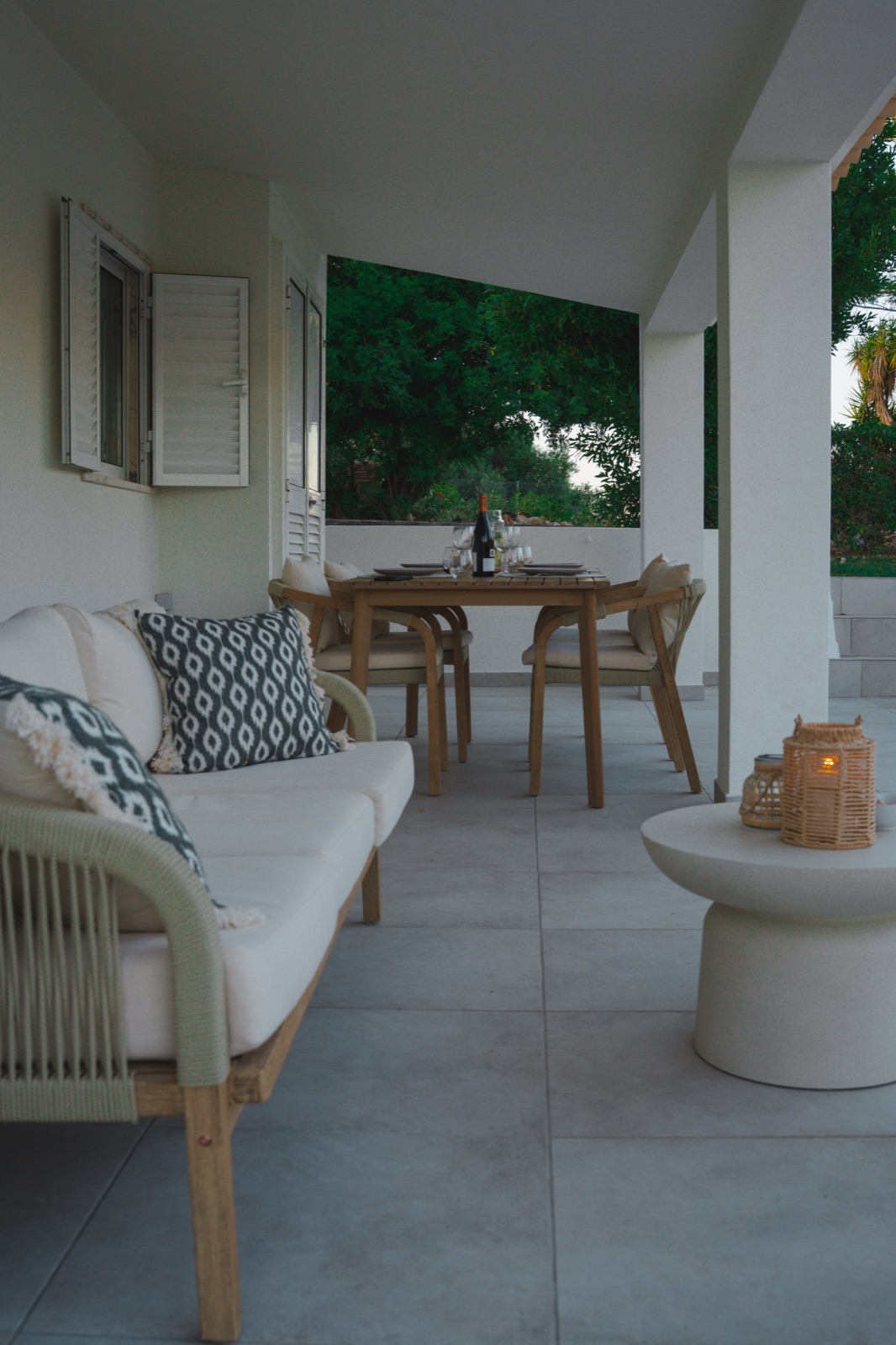 The Grounds - Casa Moondi